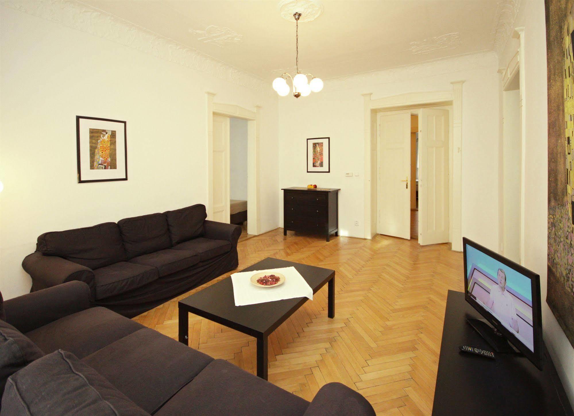 Leo Apartments Old Town Πράγα Εξωτερικό φωτογραφία