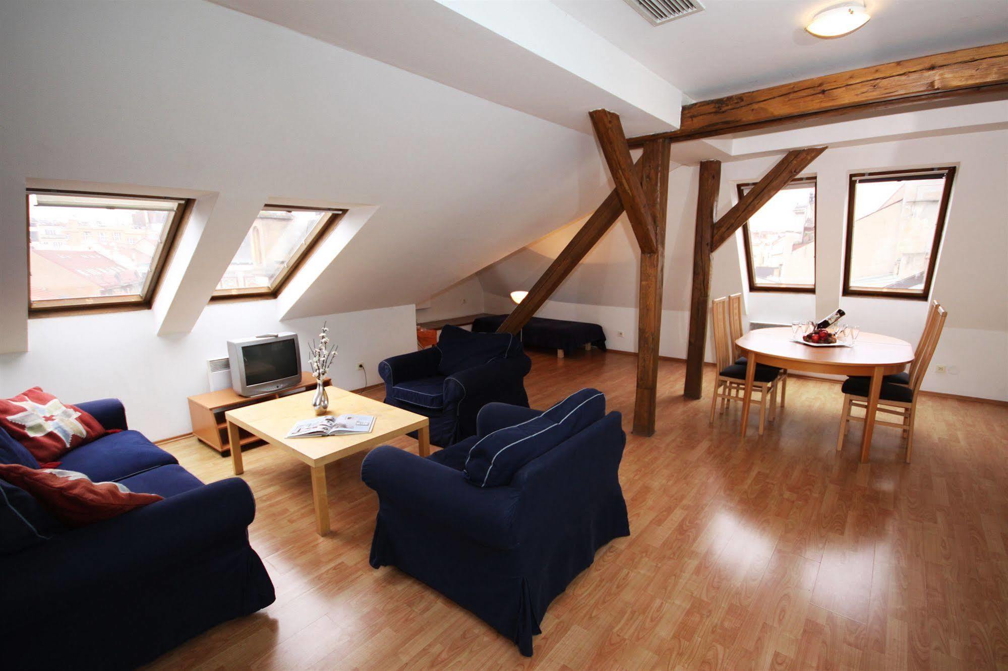 Leo Apartments Old Town Πράγα Εξωτερικό φωτογραφία