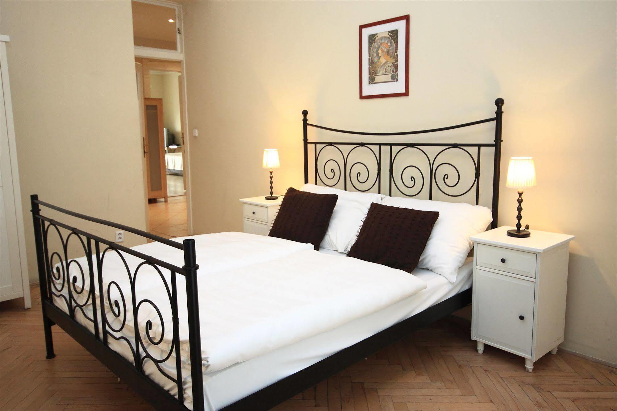 Leo Apartments Old Town Πράγα Εξωτερικό φωτογραφία