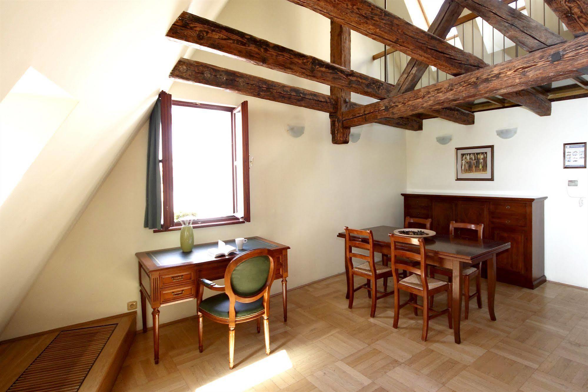 Leo Apartments Old Town Πράγα Εξωτερικό φωτογραφία