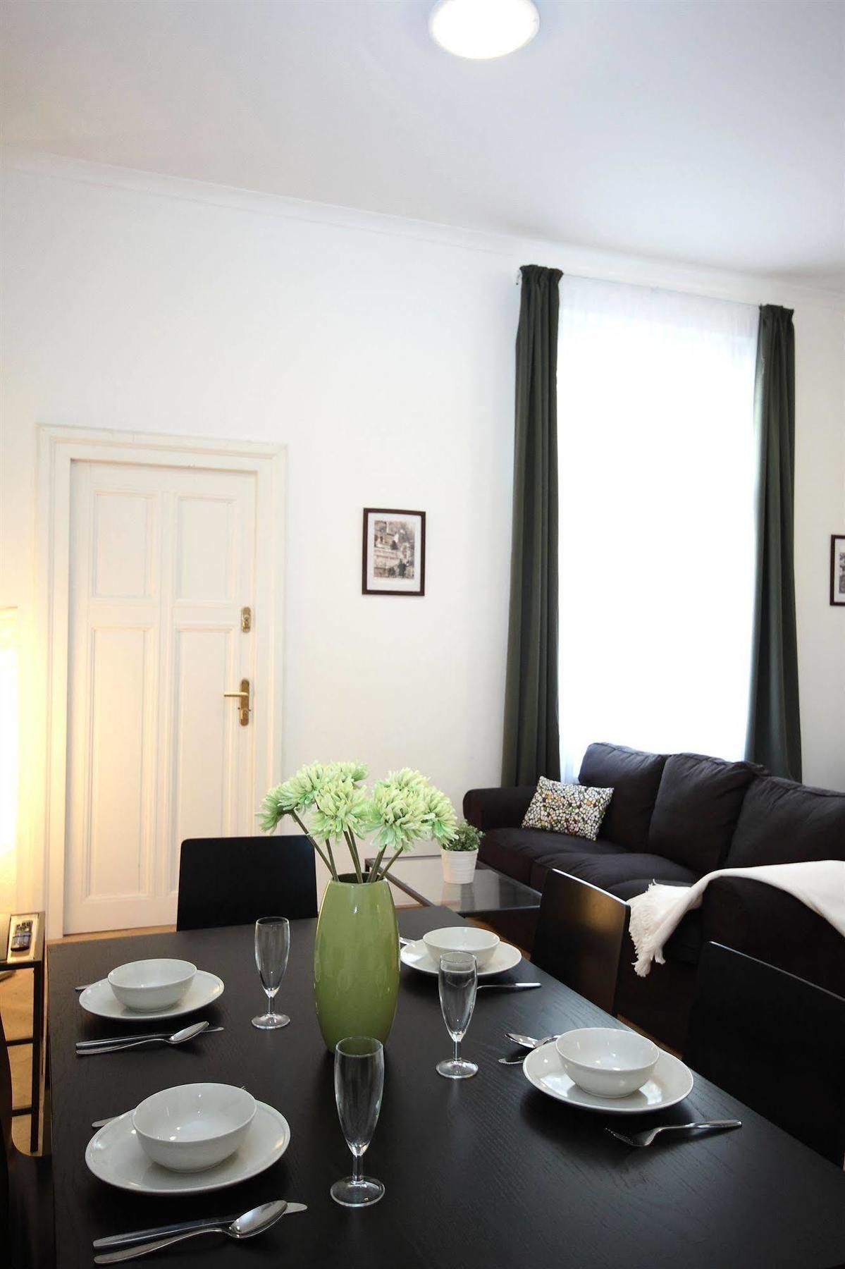 Leo Apartments Old Town Πράγα Εξωτερικό φωτογραφία